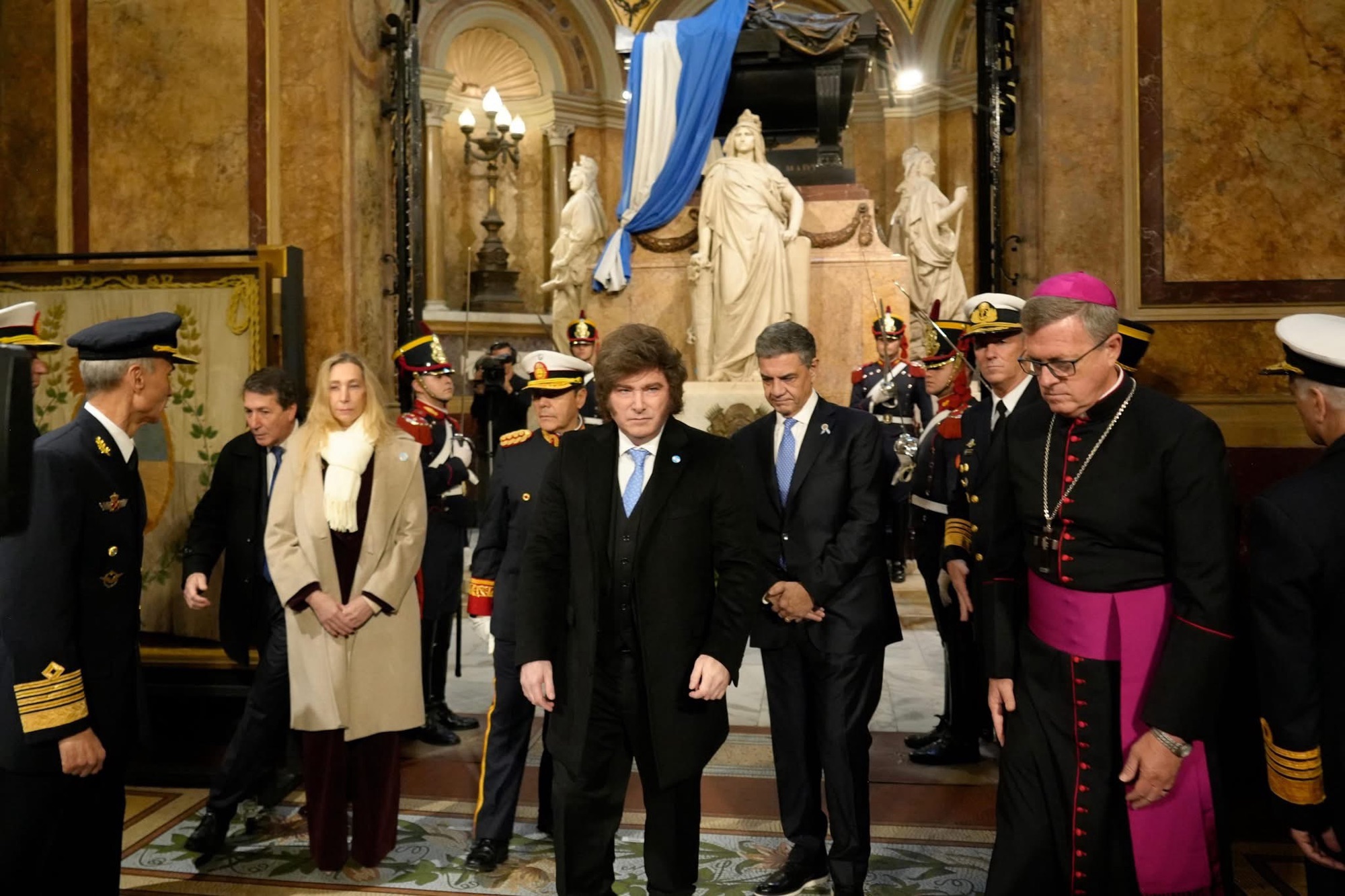 Duros mensajes de la Iglesia, internas y reunión de gabinete: así vivió el Gobierno nacional el 25 de Mayo