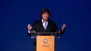 Milei habló en el MALBA: defendió el ajuste y cuestionó a Macri
