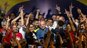 Lula dio vuelta la elección en Brasil y el peronismo bonaerense leyó el resultado en clave argentina